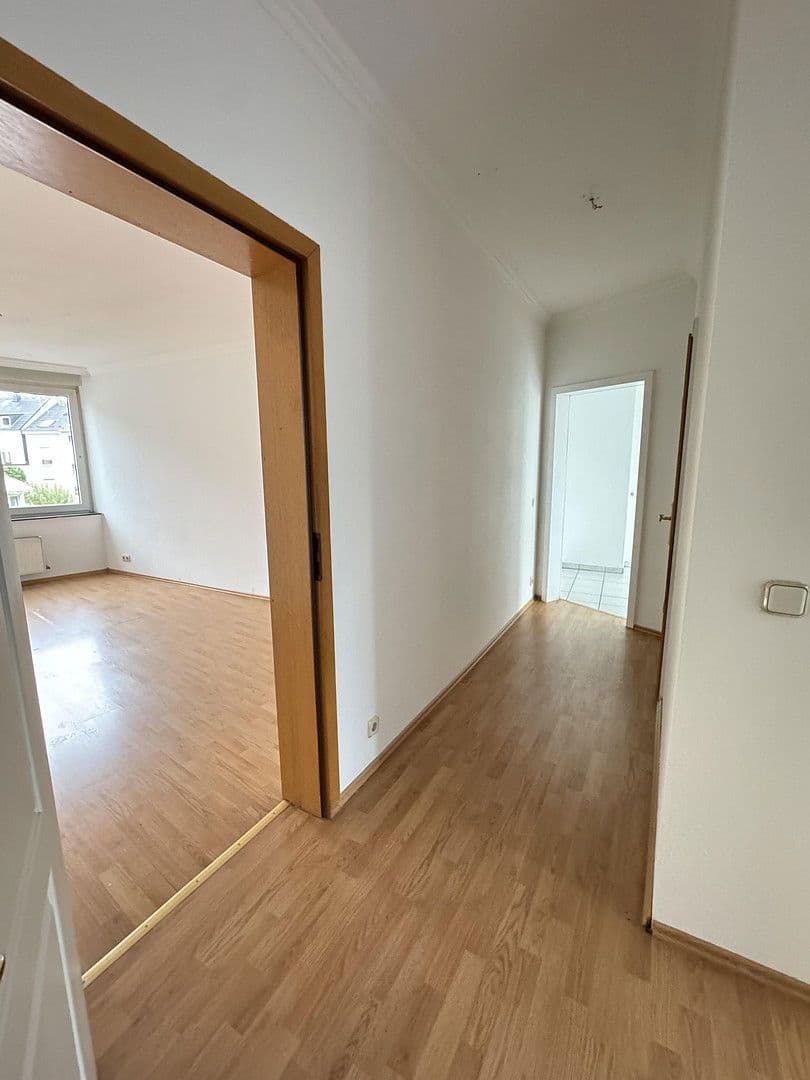 Pronájem bytu 3+1 70 m², Regerstr. 16, Solingen, Severní Porýní-Vestfálsko Pronájem bytu 3+1 70 m², Regerstr. 16, Solingen, Severní Porýní-Vestfálsko