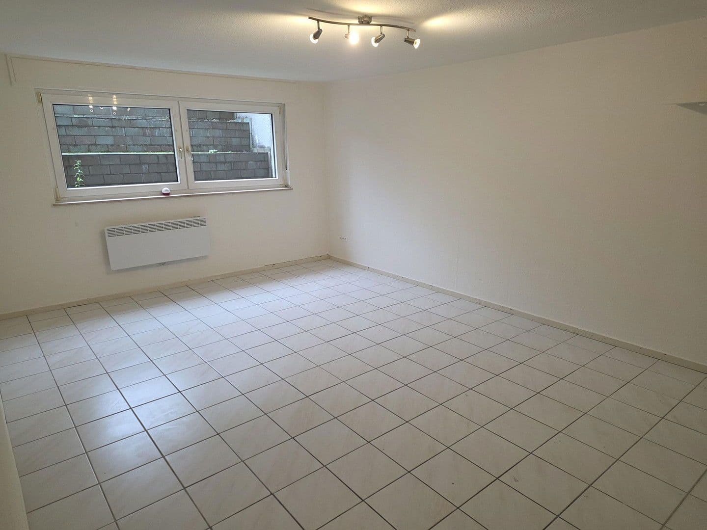 Pronájem bytu 2+1 65 m², In der Fuchshöhle 23, Frechen, Severní Porýní-Vestfálsko Pronájem bytu 2+1 65 m², In der Fuchshöhle 23, Frechen, Severní Porýní-Vestfálsko