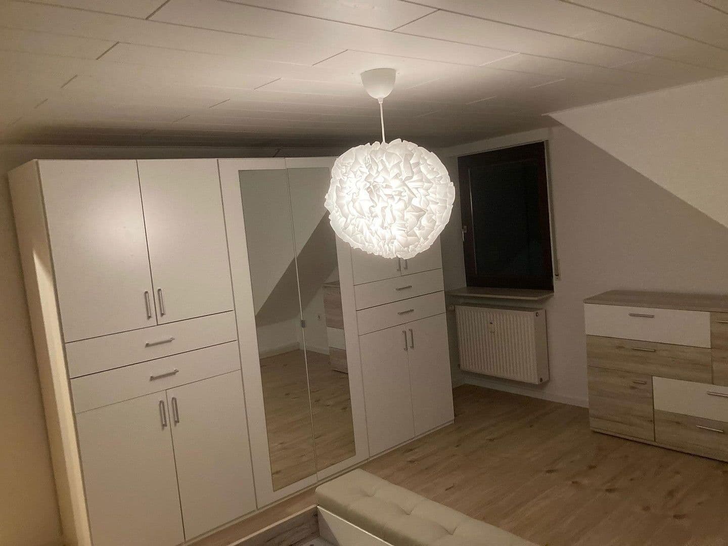 Pronájem bytu 2+1 56 m², Eschelbronn, Bádensko-Württembersko Pronájem bytu 2+1 56 m², Eschelbronn, Bádensko-Württembersko