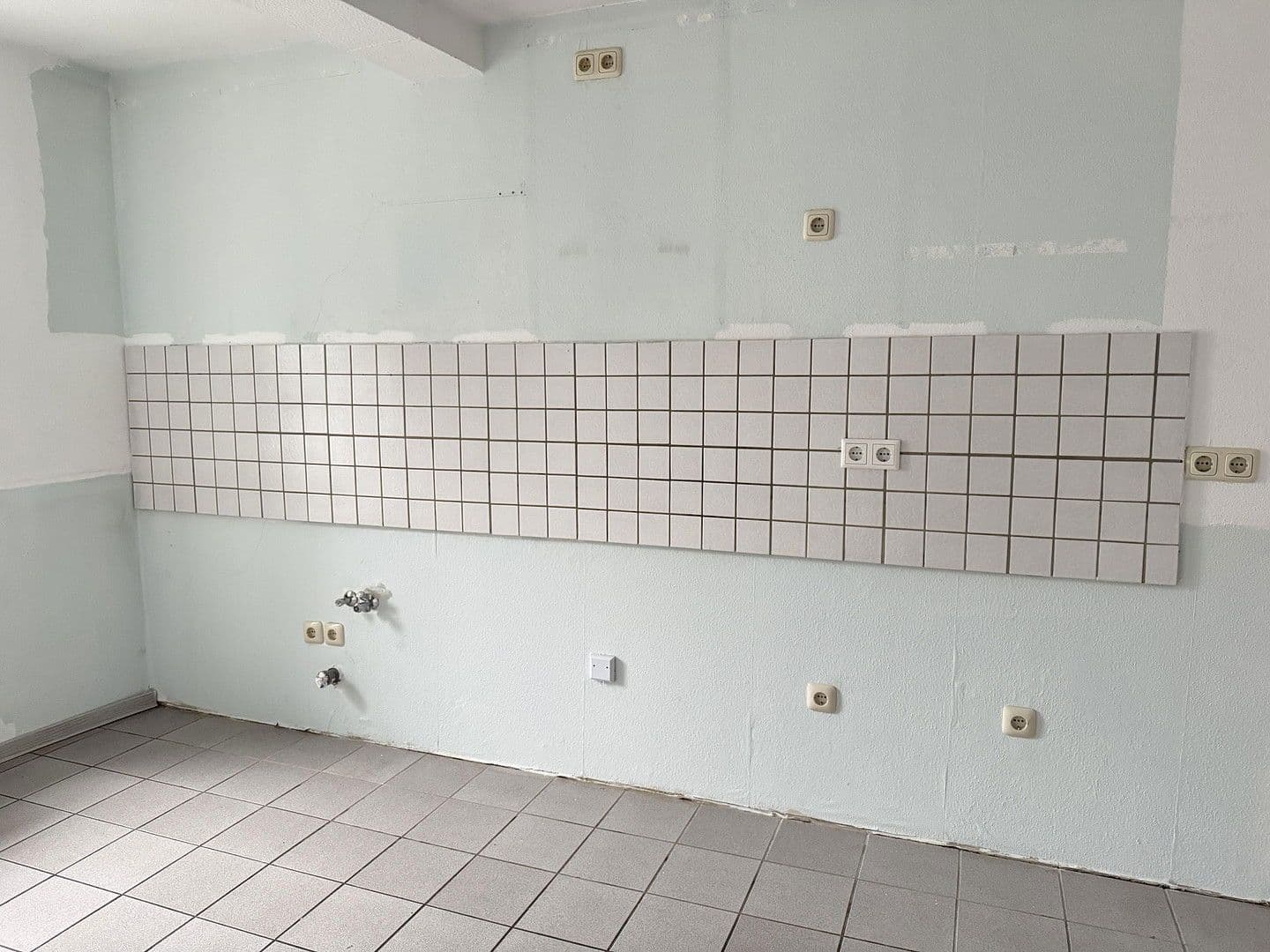 Pronájem bytu 5+1 90 m², Regerstr. 16, Solingen, Severní Porýní-Vestfálsko Pronájem bytu 5+1 90 m², Regerstr. 16, Solingen, Severní Porýní-Vestfálsko