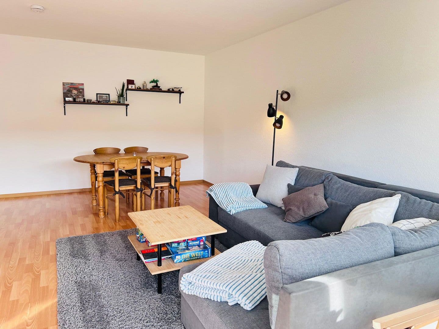 Pronájem bytu 2+1 64 m², Eisenacher Straße 4, Schwetzingen, Bádensko-Württembersko Pronájem bytu 2+1 64 m², Eisenacher Straße 4, Schwetzingen, Bádensko-Württembersko