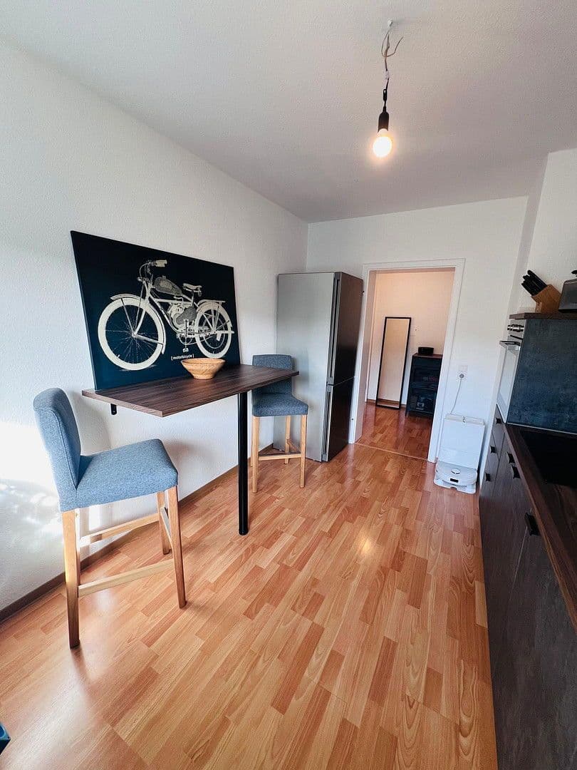 Pronájem bytu 2+1 64 m², Eisenacher Straße 4, Schwetzingen, Bádensko-Württembersko Pronájem bytu 2+1 64 m², Eisenacher Straße 4, Schwetzingen, Bádensko-Württembersko