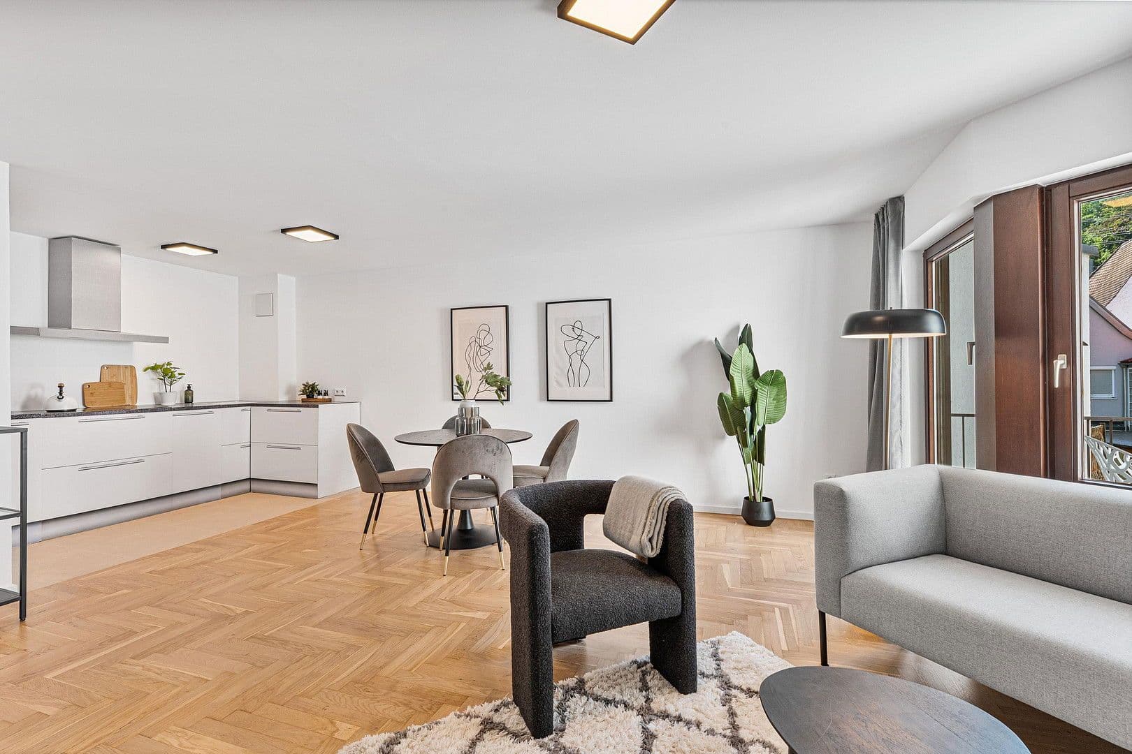 Prodej bytu 3+1 72 m², Ludwigsburg, Bádensko-Württembersko Prodej bytu 3+1 72 m², Ludwigsburg, Bádensko-Württembersko