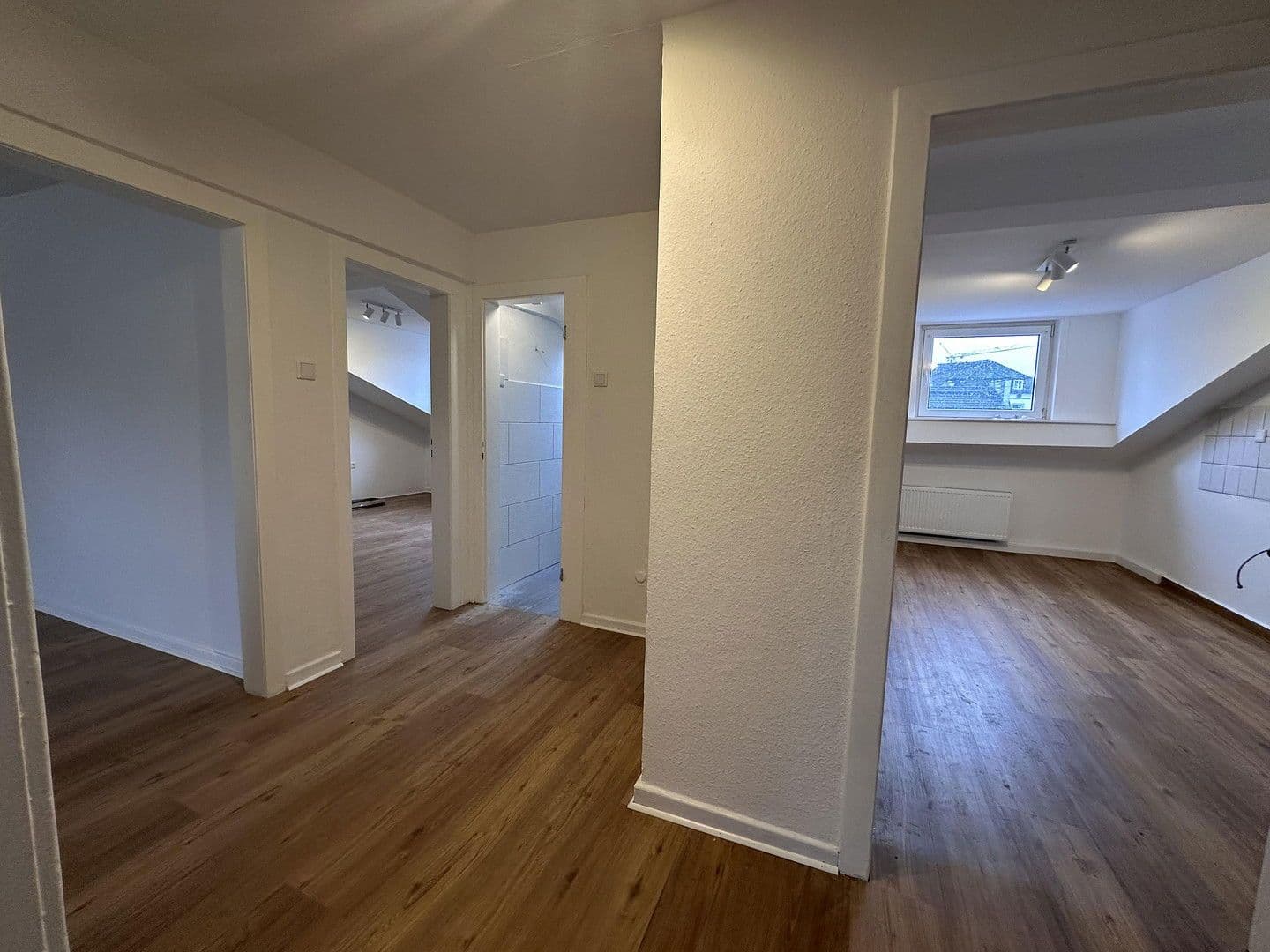 Prodej bytu 3+1 78 m², Matthiashofstrasse 22, Cáchy, Severní Porýní-Vestfálsko Prodej bytu 3+1 78 m², Matthiashofstrasse 22, Cáchy, Severní Porýní-Vestfálsko