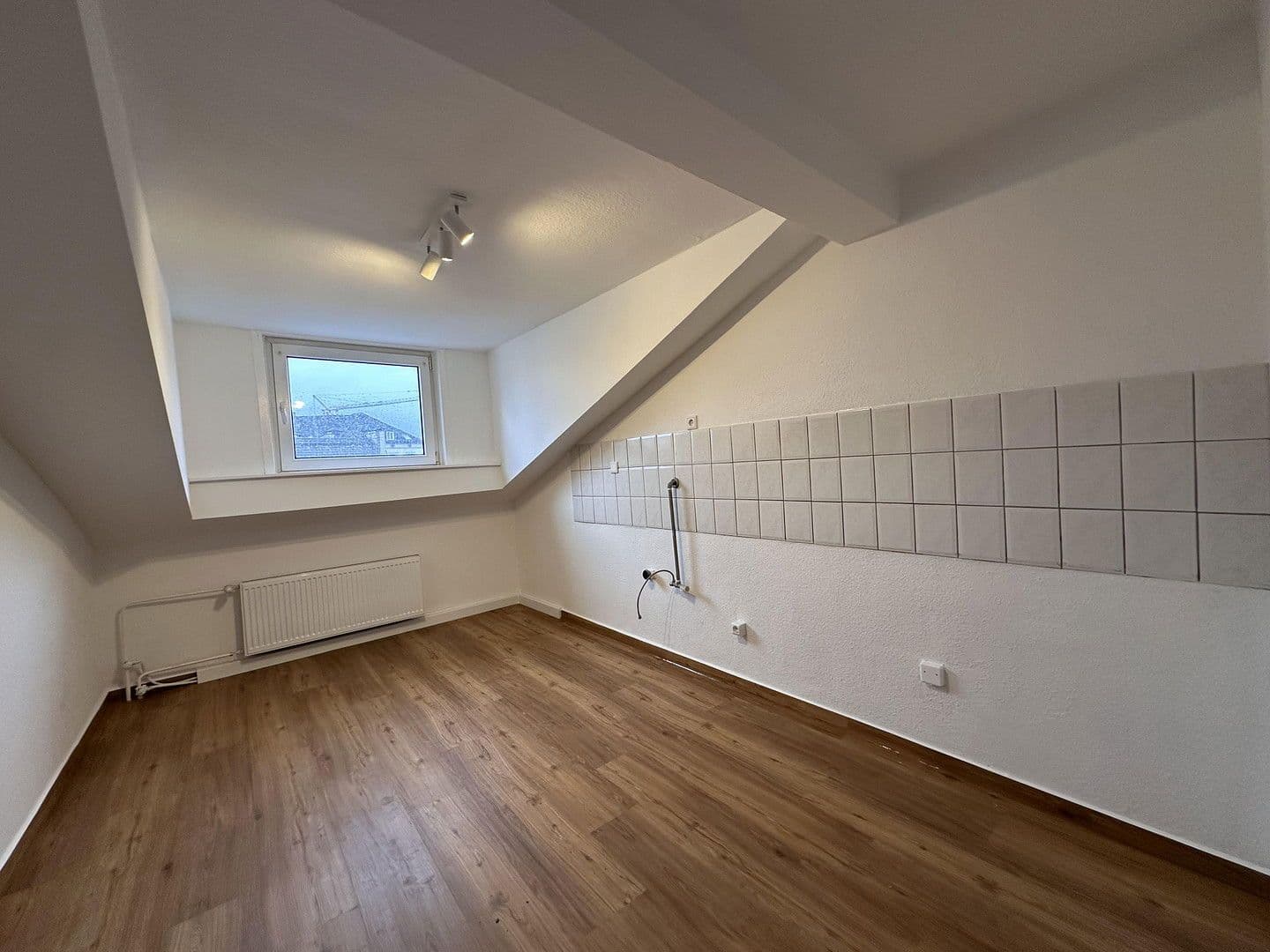Prodej bytu 3+1 78 m², Matthiashofstrasse 22, Cáchy, Severní Porýní-Vestfálsko Prodej bytu 3+1 78 m², Matthiashofstrasse 22, Cáchy, Severní Porýní-Vestfálsko