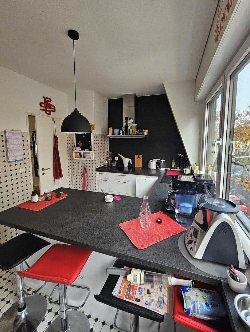 Pronájem bytu 3+1 105 m², Hugenottenallee 95-97, Neu-Isenburg, Hessen Pronájem bytu 3+1 105 m², Hugenottenallee 95-97, Neu-Isenburg, Hessen