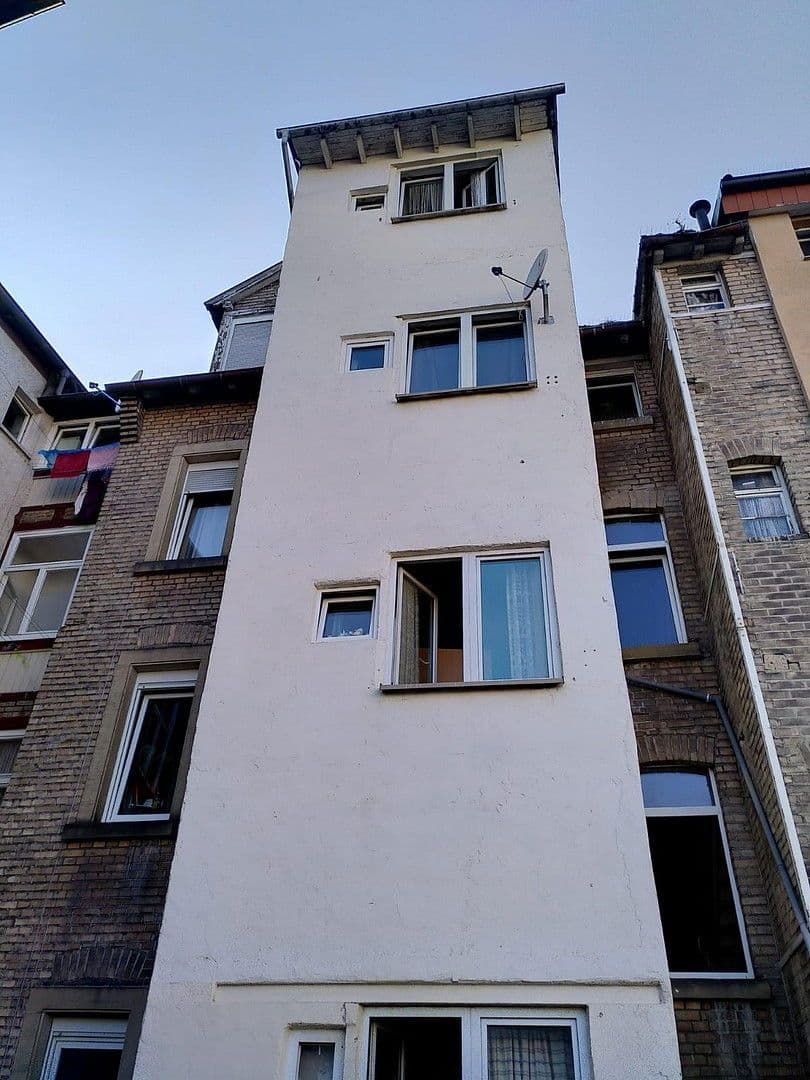 Pronájem bytu 3+1 61 m², Sternstr. 12, Pforzheim, Bádensko-Württembersko Pronájem bytu 3+1 61 m², Sternstr. 12, Pforzheim, Bádensko-Württembersko