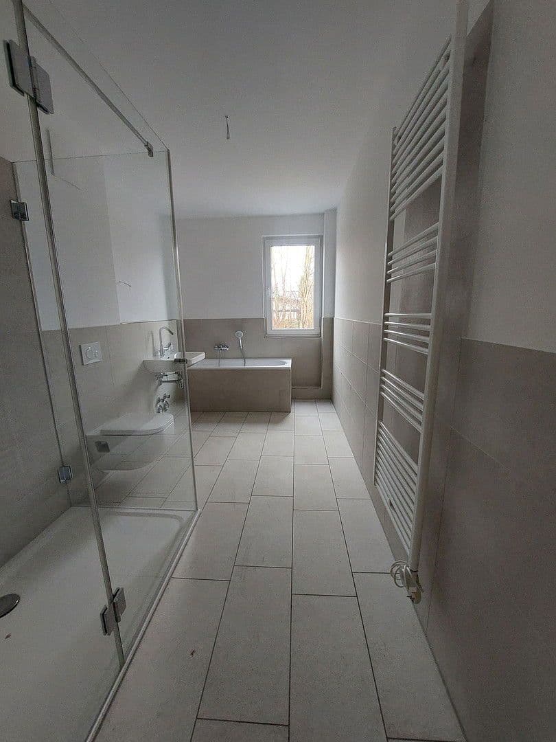 Pronájem bytu 3+1 93 m², Bahnhofsstrasse 4, Peenemünde, Mecklenburg-Vorpommern Pronájem bytu 3+1 93 m², Bahnhofsstrasse 4, Peenemünde, Mecklenburg-Vorpommern