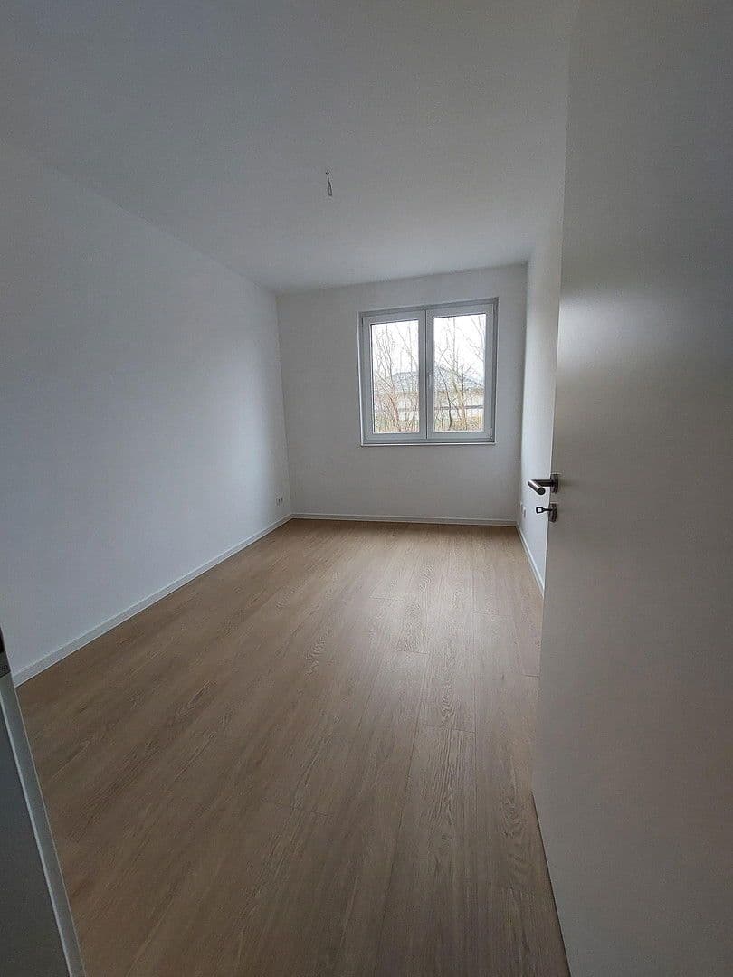Pronájem bytu 3+1 93 m², Bahnhofsstrasse 4, Peenemünde, Mecklenburg-Vorpommern Pronájem bytu 3+1 93 m², Bahnhofsstrasse 4, Peenemünde, Mecklenburg-Vorpommern