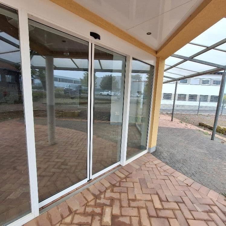 Pronájem nebytového prostoru 1.000 m², Ohlenfeldstraße 7, Boppard, Porýní-Falc Pronájem nebytového prostoru 1.000 m², Ohlenfeldstraße 7, Boppard, Porýní-Falc