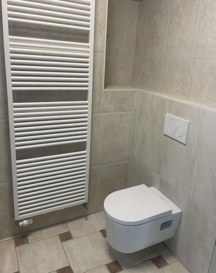 Pronájem bytu 2+1 50 m², Türkenstraße 29, München, Bavorsko Pronájem bytu 2+1 50 m², Türkenstraße 29, München, Bavorsko