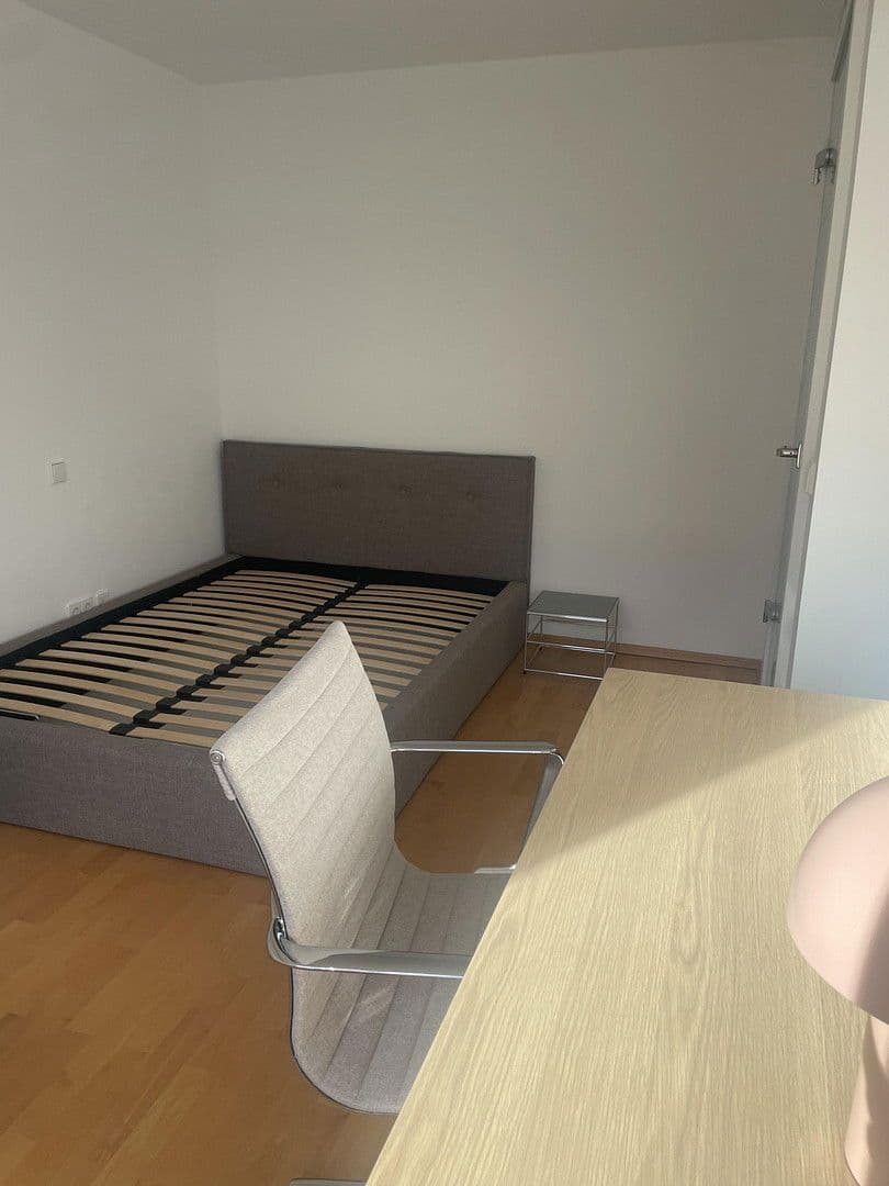 Pronájem bytu 2+1 50 m², Türkenstraße 29, München, Bavorsko Pronájem bytu 2+1 50 m², Türkenstraße 29, München, Bavorsko