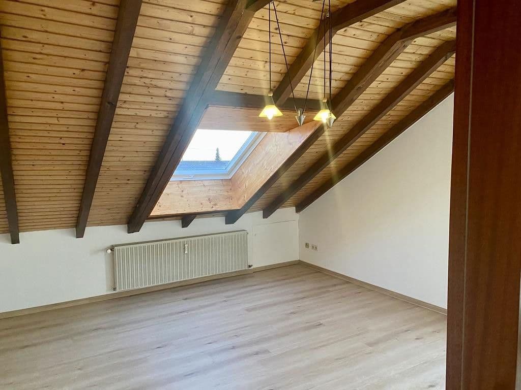 Pronájem bytu 2+1 49 m², Rutesheim, Bádensko-Württembersko Pronájem bytu 2+1 49 m², Rutesheim, Bádensko-Württembersko