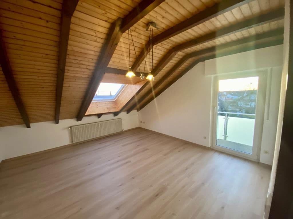 Pronájem bytu 2+1 49 m², Rutesheim, Bádensko-Württembersko Pronájem bytu 2+1 49 m², Rutesheim, Bádensko-Württembersko