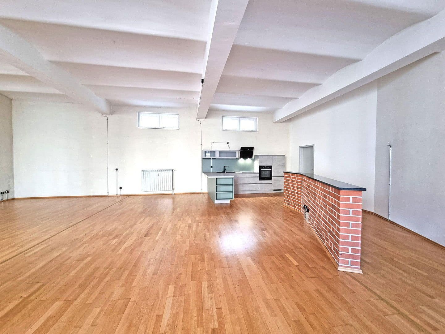 Pronájem bytu 1+1 104 m², Dittenberger Straße 4, Halle, Sasko-Anhaltsko Pronájem bytu 1+1 104 m², Dittenberger Straße 4, Halle, Sasko-Anhaltsko