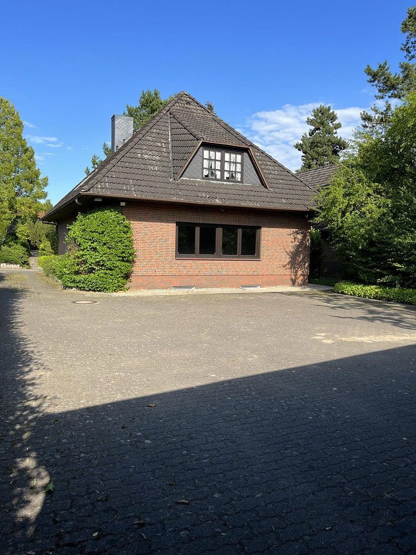 Pronájem domu 202 m², pozemek 947 m², Rellingen, Šlesvicko-Holštýnsko Pronájem domu 202 m², pozemek 947 m², Rellingen, Šlesvicko-Holštýnsko