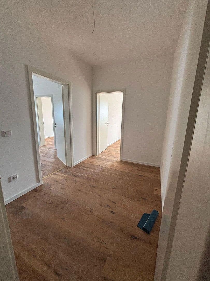 Pronájem bytu 3+1 70 m², Zabergäustr. 97, Stuttgart, Bádensko-Württembersko Pronájem bytu 3+1 70 m², Zabergäustr. 97, Stuttgart, Bádensko-Württembersko