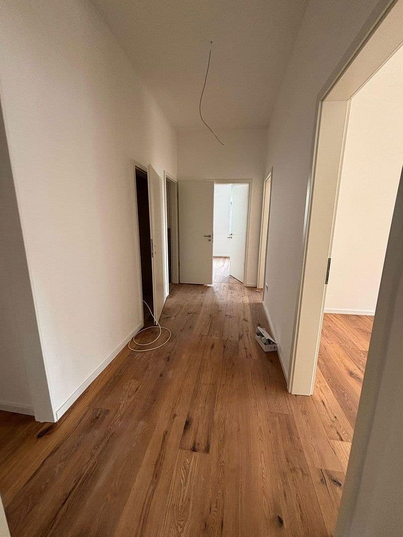 Pronájem bytu 3+1 70 m², Zabergäustr. 97, Stuttgart, Bádensko-Württembersko Pronájem bytu 3+1 70 m², Zabergäustr. 97, Stuttgart, Bádensko-Württembersko