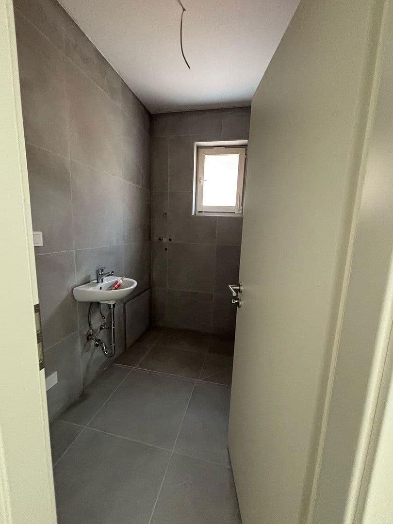 Pronájem bytu 3+1 70 m², Zabergäustr. 97, Stuttgart, Bádensko-Württembersko Pronájem bytu 3+1 70 m², Zabergäustr. 97, Stuttgart, Bádensko-Württembersko