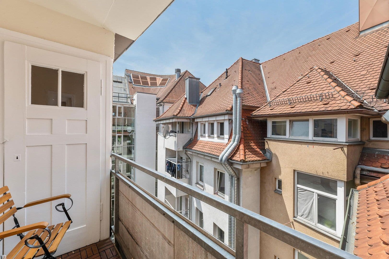 Pronájem bytu 2+kk 92 m², Am Kronenhof 29, Esslingen am Neckar, Bádensko-Württembersko Pronájem bytu 2+kk 92 m², Am Kronenhof 29, Esslingen am Neckar, Bádensko-Württembersko