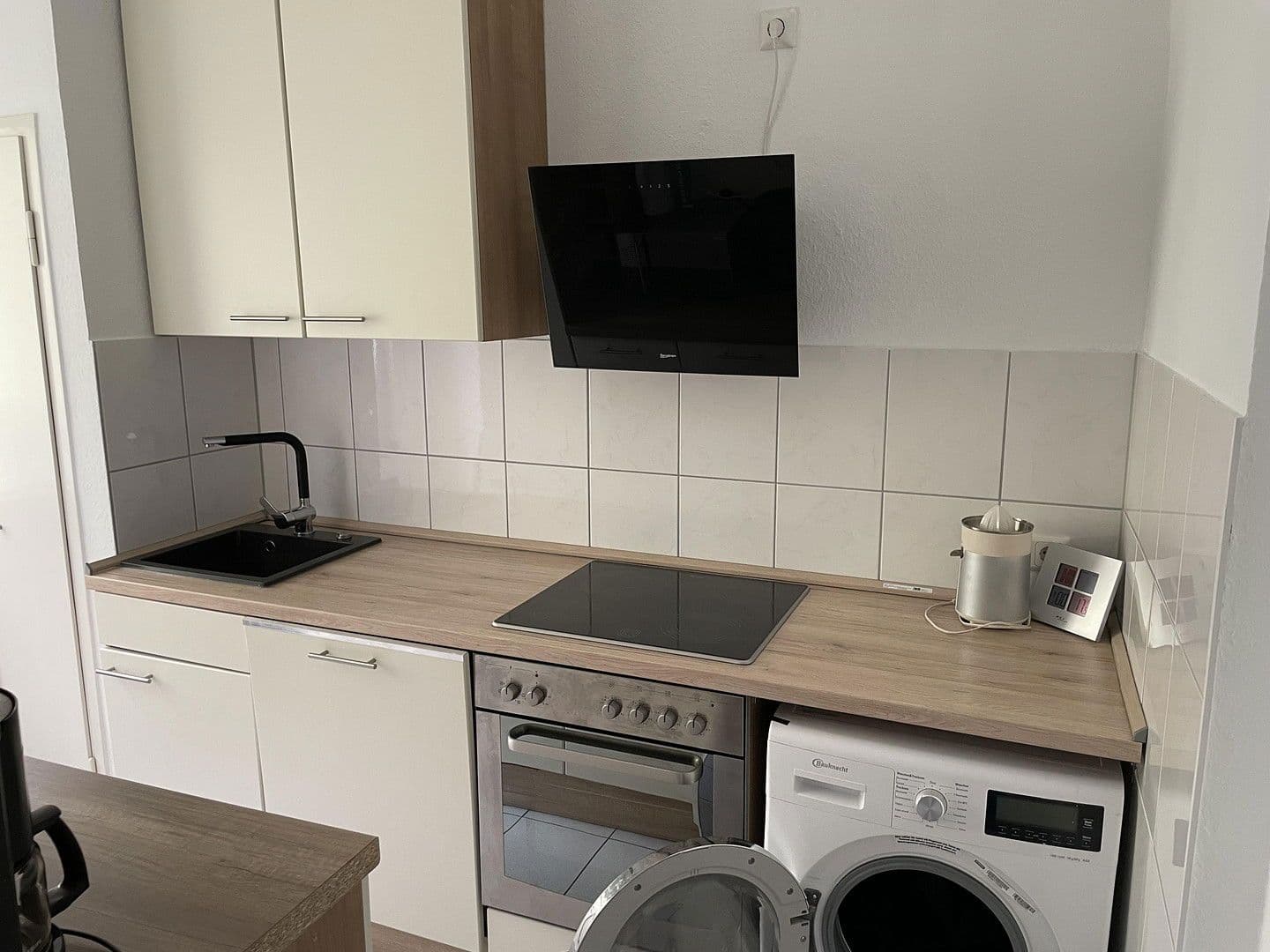 Pronájem bytu 2+1 48 m², Köln, Severní Porýní-Vestfálsko Pronájem bytu 2+1 48 m², Köln, Severní Porýní-Vestfálsko