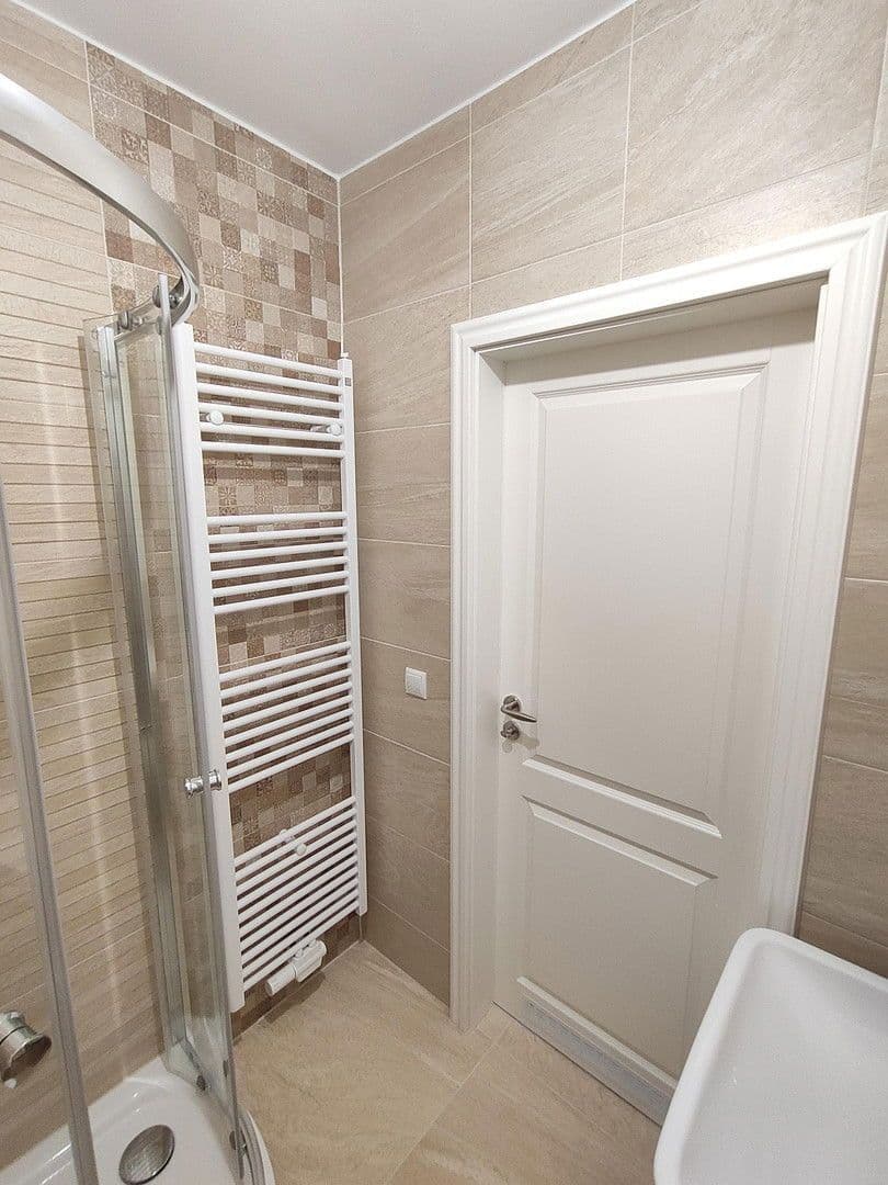 Pronájem bytu 2+1 47 m², Kiel, Šlesvicko-Holštýnsko Pronájem bytu 2+1 47 m², Kiel, Šlesvicko-Holštýnsko