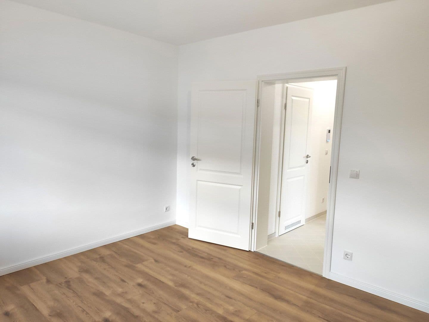 Pronájem bytu 2+1 47 m², Kiel, Šlesvicko-Holštýnsko Pronájem bytu 2+1 47 m², Kiel, Šlesvicko-Holštýnsko