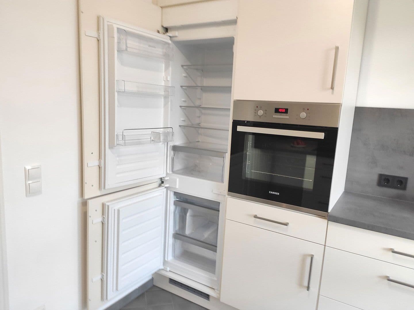 Pronájem bytu 2+1 47 m², Kiel, Šlesvicko-Holštýnsko Pronájem bytu 2+1 47 m², Kiel, Šlesvicko-Holštýnsko