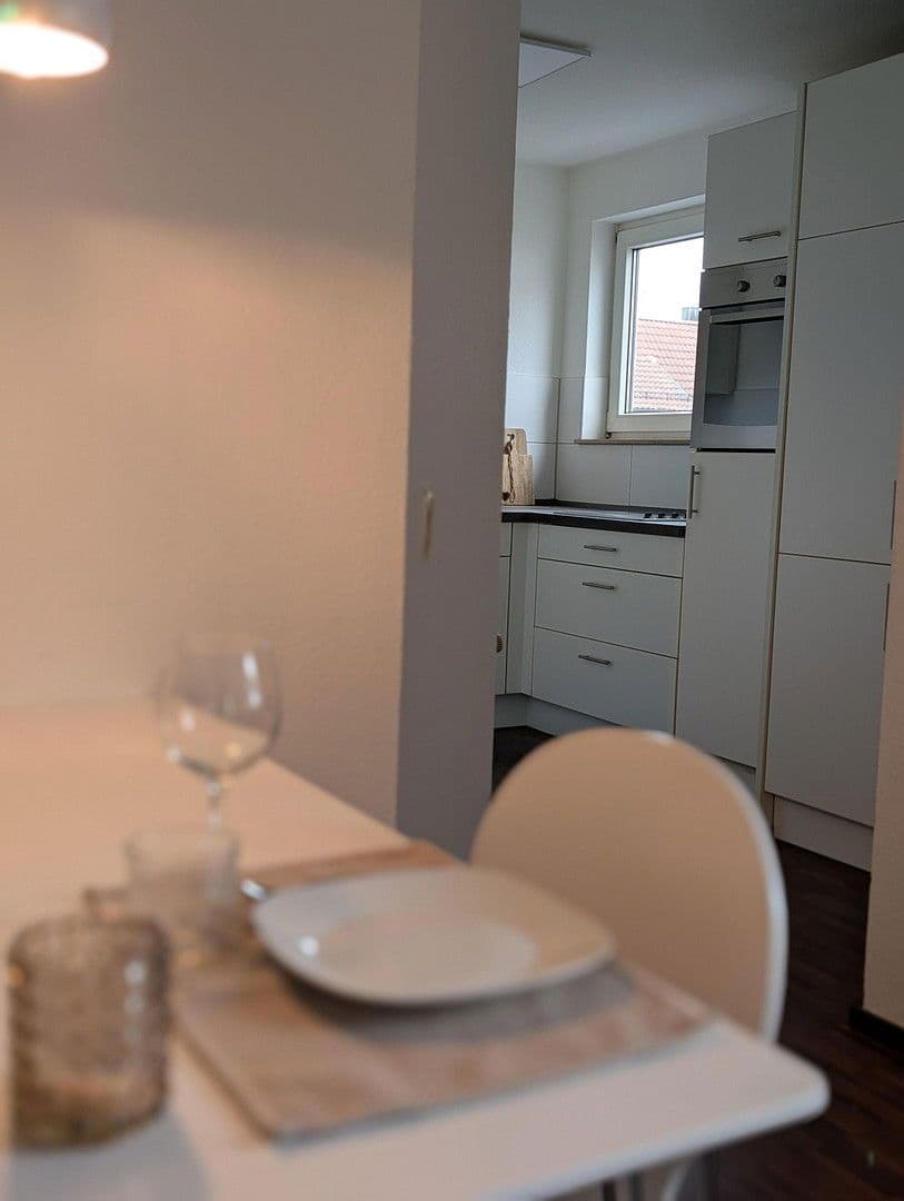 Pronájem bytu 2+1 51 m², Leinfelden-Echterdingen, Bádensko-Württembersko Pronájem bytu 2+1 51 m², Leinfelden-Echterdingen, Bádensko-Württembersko