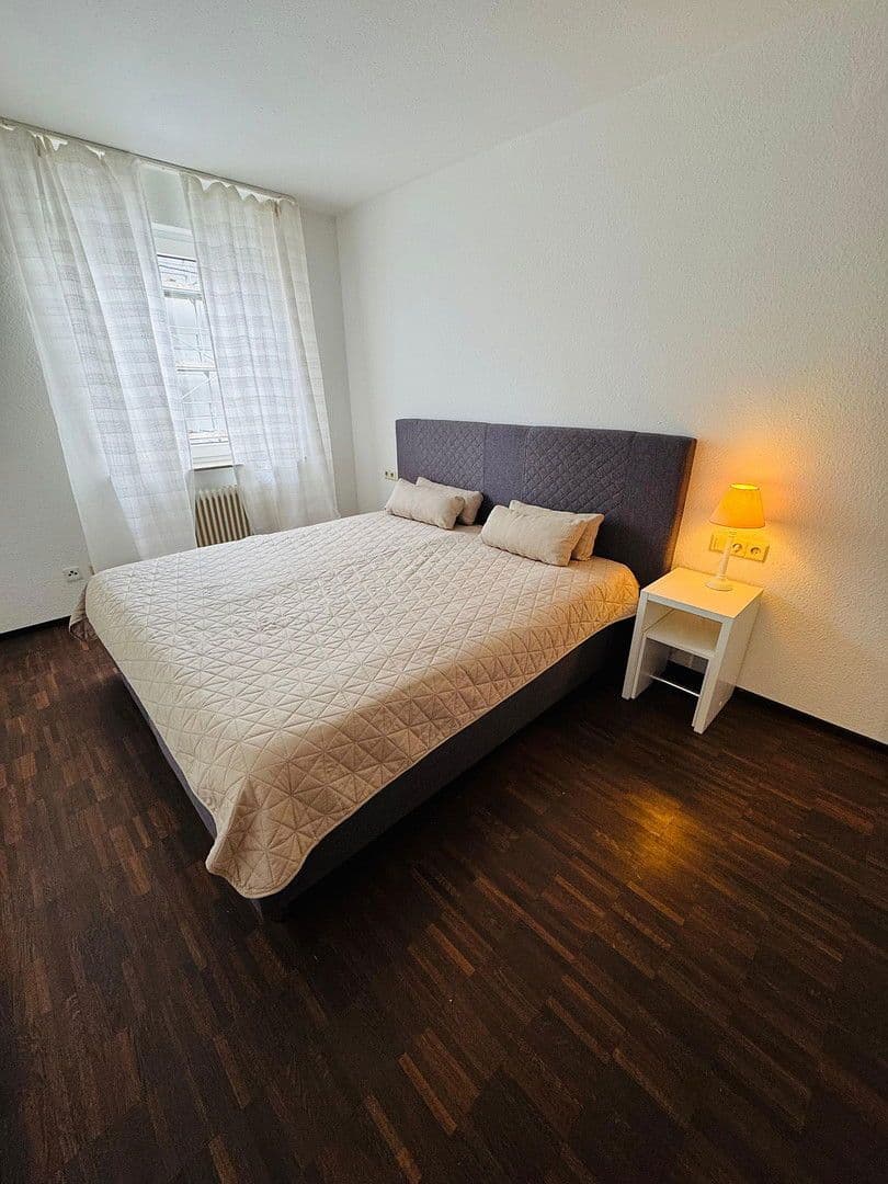 Pronájem bytu 2+1 51 m², Leinfelden-Echterdingen, Bádensko-Württembersko Pronájem bytu 2+1 51 m², Leinfelden-Echterdingen, Bádensko-Württembersko