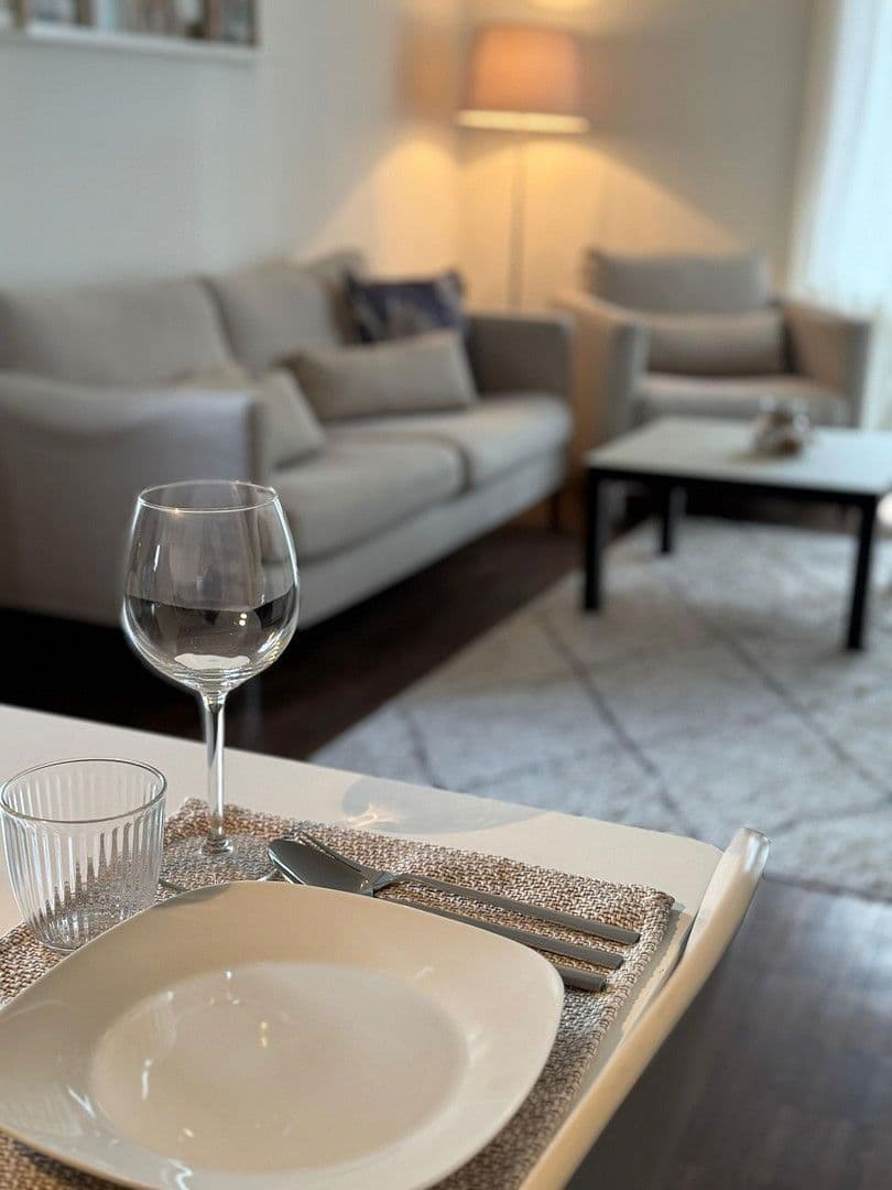 Pronájem bytu 2+1 51 m², Leinfelden-Echterdingen, Bádensko-Württembersko Pronájem bytu 2+1 51 m², Leinfelden-Echterdingen, Bádensko-Württembersko