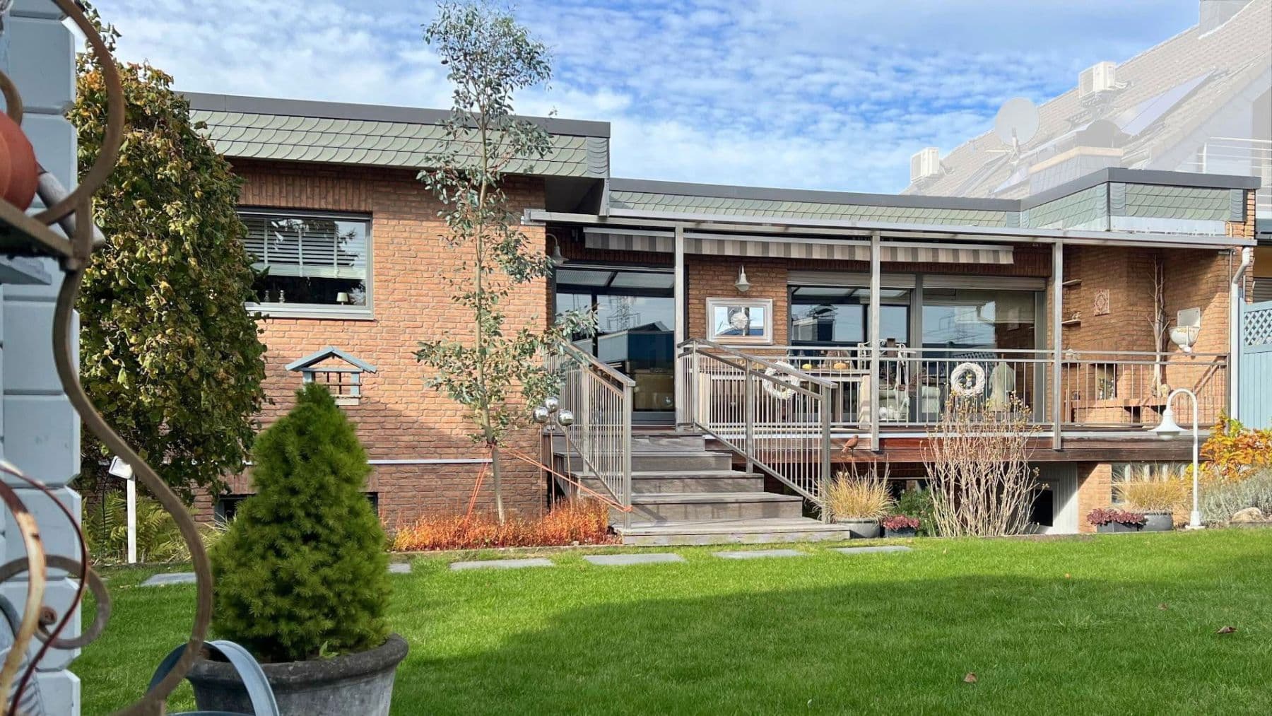 Prodej domu 326 m², pozemek 473 m², Erftstadt, Severní Porýní-Vestfálsko Prodej domu 326 m², pozemek 473 m², Erftstadt, Severní Porýní-Vestfálsko