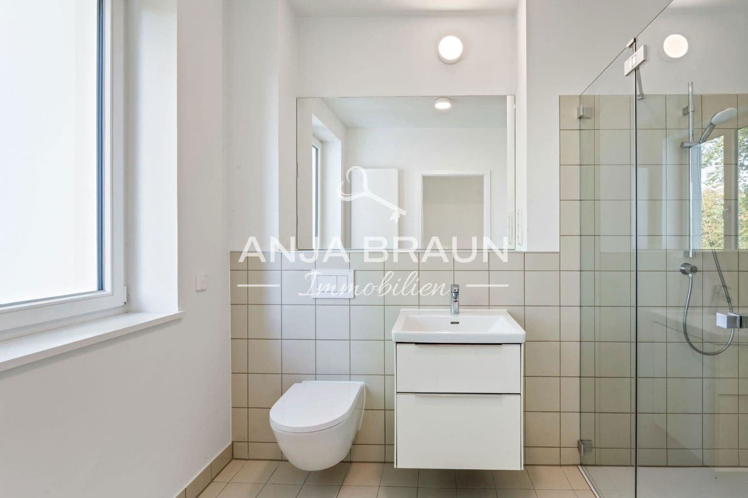 Pronájem bytu 3+1 80 m², Hamburg, Hamburg Pronájem bytu 3+1 80 m², Hamburg, Hamburg