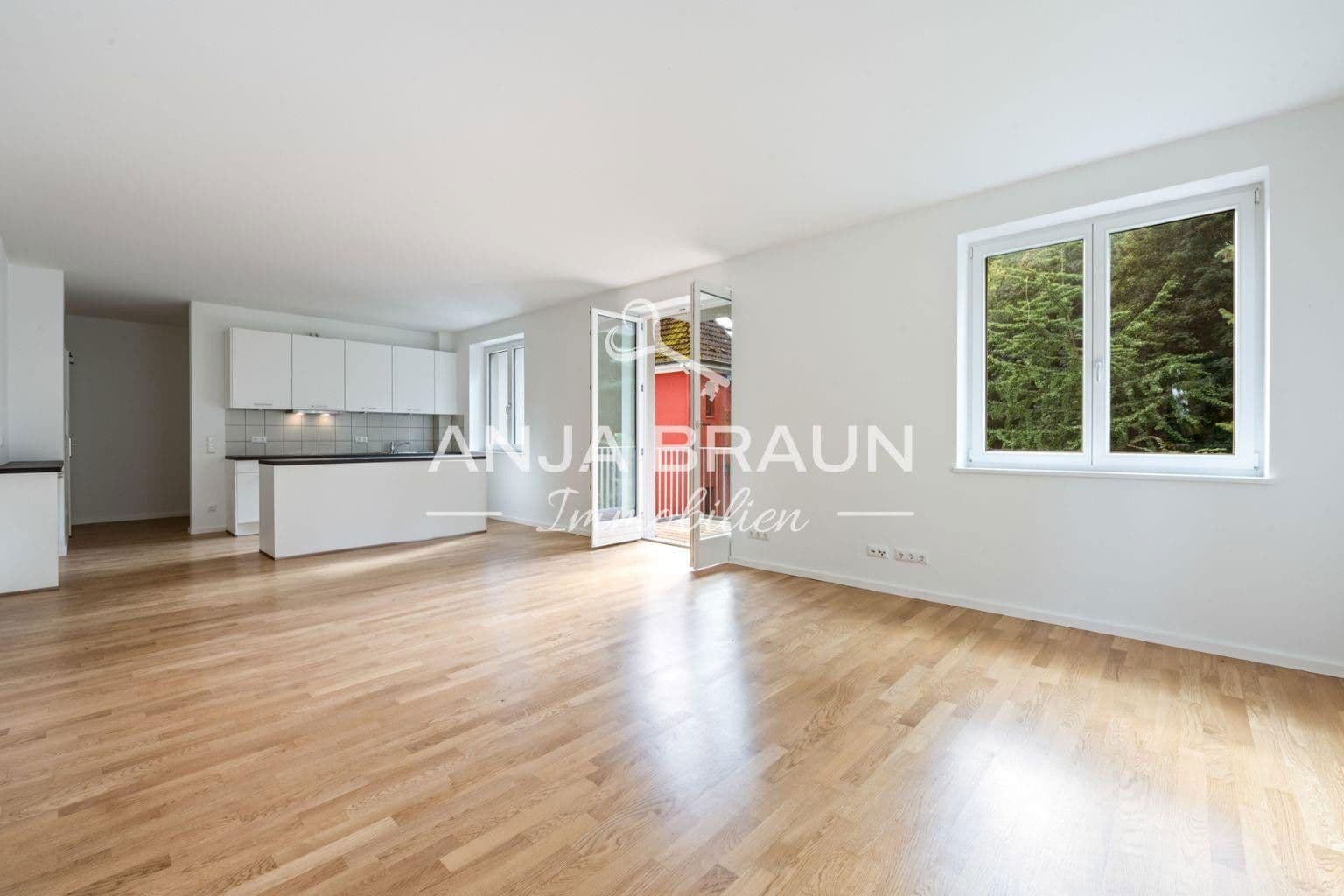 Pronájem bytu 3+1 80 m², Hamburg, Hamburg Pronájem bytu 3+1 80 m², Hamburg, Hamburg