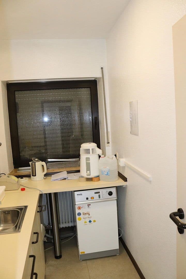 Prodej kanceláře 120 m², Nettetal, Severní Porýní-Vestfálsko Prodej kanceláře 120 m², Nettetal, Severní Porýní-Vestfálsko