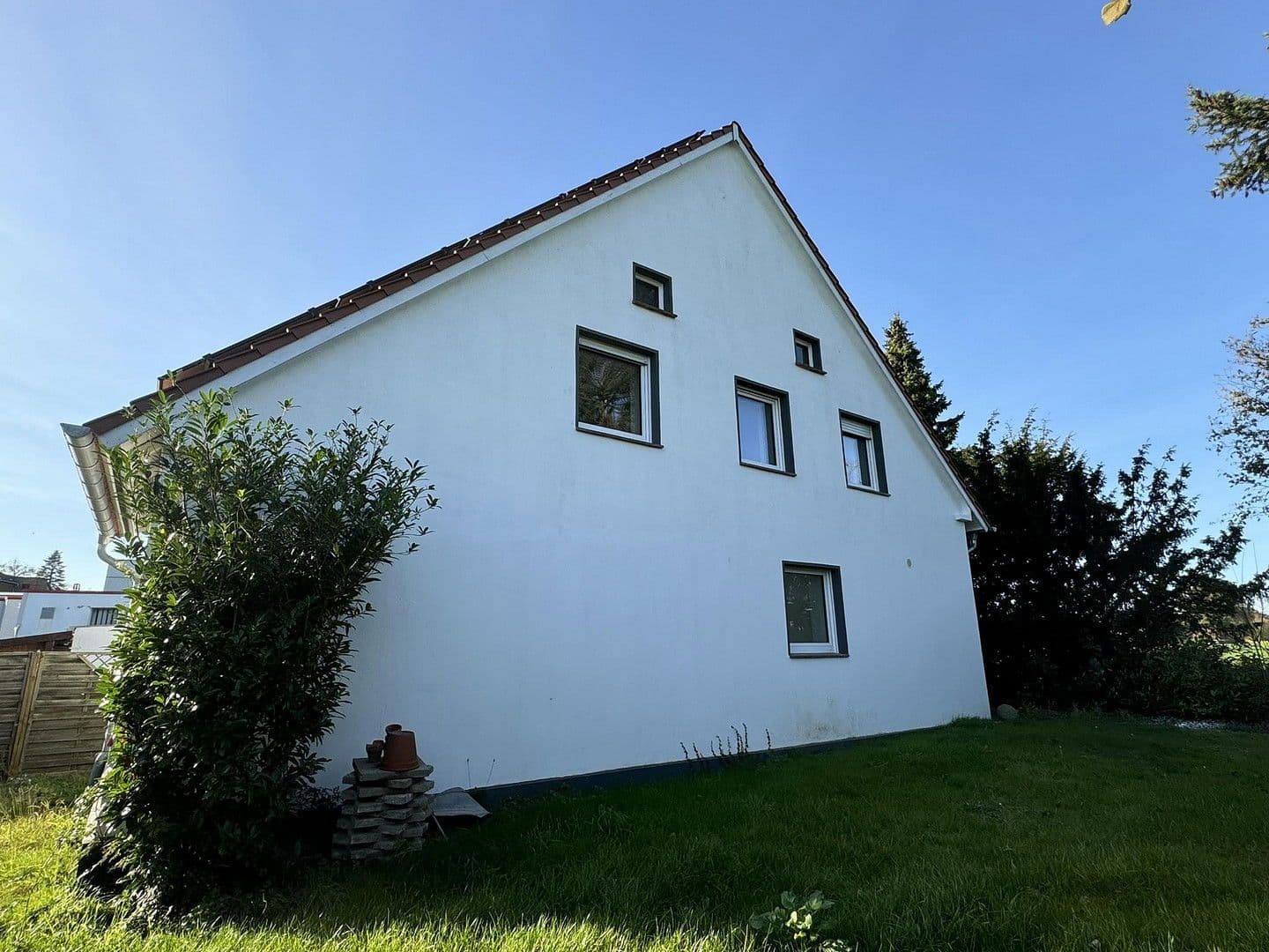 Prodej domu 125 m², pozemek 460 m², Casumer Straße, Borgholzhausen, Severní Porýní-Vestfálsko Prodej domu 125 m², pozemek 460 m², Casumer Straße, Borgholzhausen, Severní Porýní-Vestfálsko