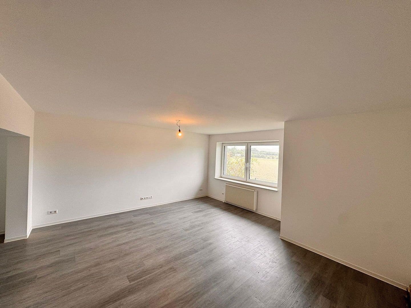 Prodej domu 125 m², pozemek 460 m², Casumer Straße, Borgholzhausen, Severní Porýní-Vestfálsko Prodej domu 125 m², pozemek 460 m², Casumer Straße, Borgholzhausen, Severní Porýní-Vestfálsko