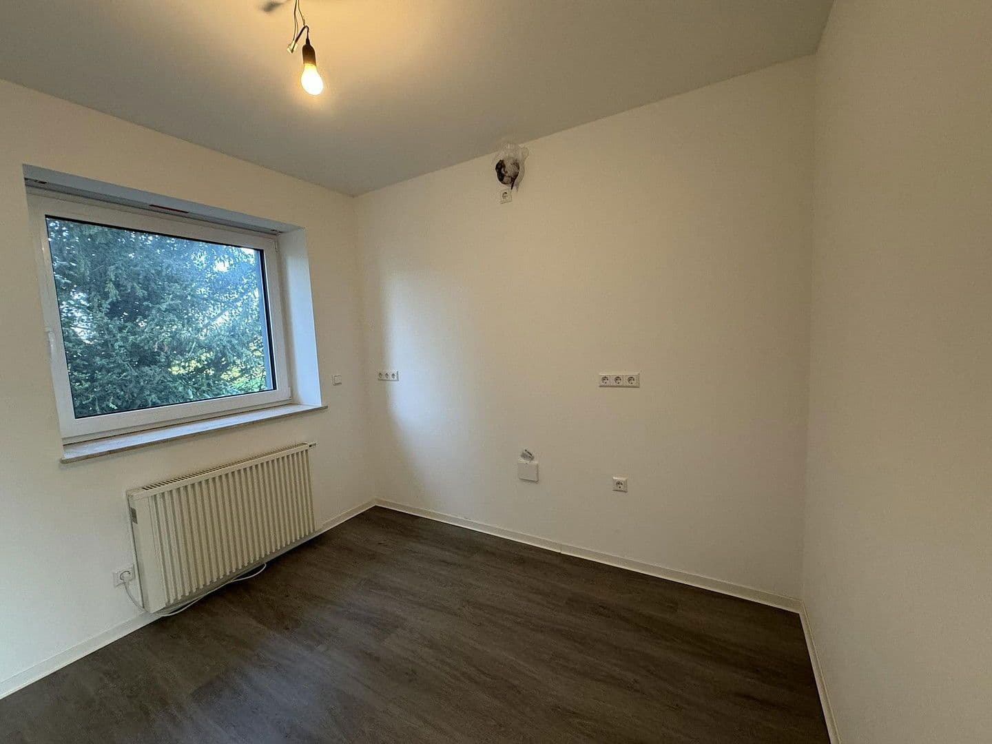 Prodej domu 125 m², pozemek 460 m², Casumer Straße, Borgholzhausen, Severní Porýní-Vestfálsko Prodej domu 125 m², pozemek 460 m², Casumer Straße, Borgholzhausen, Severní Porýní-Vestfálsko