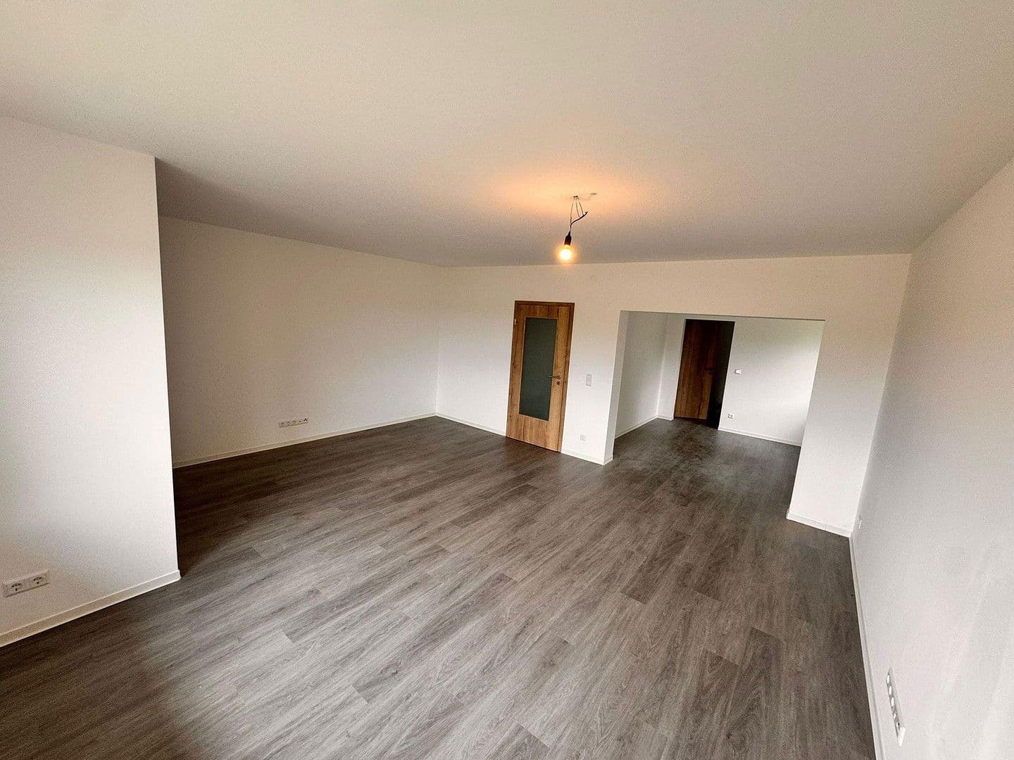 Prodej domu 125 m², pozemek 460 m², Casumer Straße, Borgholzhausen, Severní Porýní-Vestfálsko Prodej domu 125 m², pozemek 460 m², Casumer Straße, Borgholzhausen, Severní Porýní-Vestfálsko