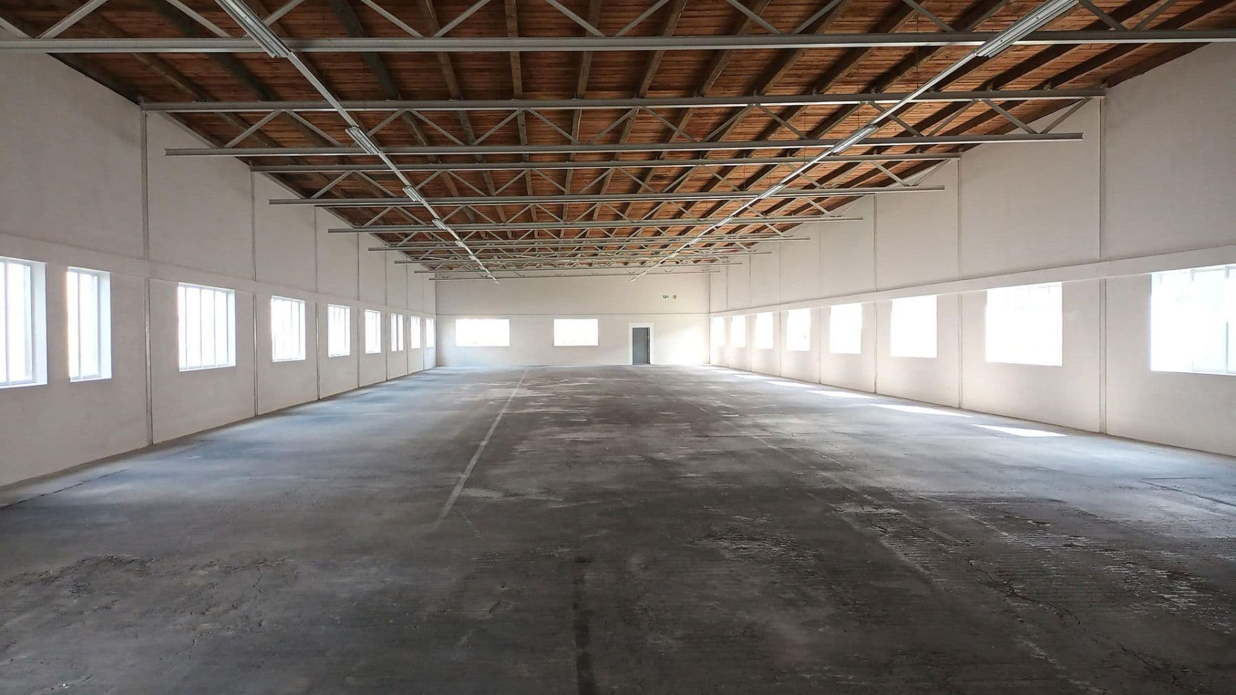 Pronájem nebytového prostoru 860 m², Neunkirchen, Severní Porýní-Vestfálsko Pronájem nebytového prostoru 860 m², Neunkirchen, Severní Porýní-Vestfálsko