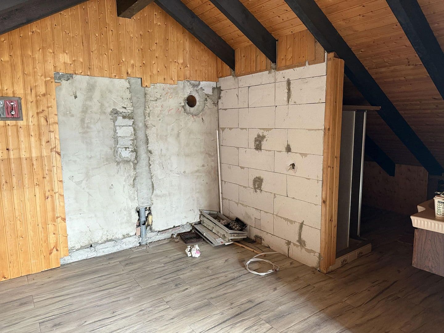 Prodej domu 165 m², pozemek 250 m², Esthal, Porýní-Falc Prodej domu 165 m², pozemek 250 m², Esthal, Porýní-Falc