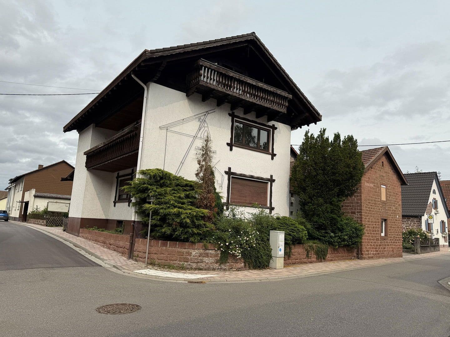 Prodej domu 165 m², pozemek 250 m², Esthal, Porýní-Falc Prodej domu 165 m², pozemek 250 m², Esthal, Porýní-Falc