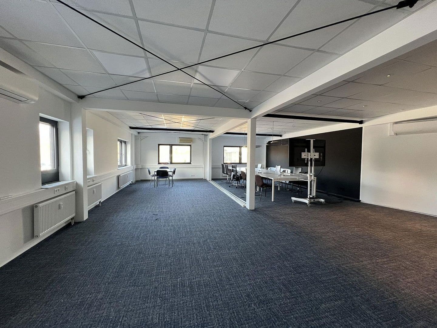 Pronájem kanceláře 95 m², Göppingen, Bádensko-Württembersko Pronájem kanceláře 95 m², Göppingen, Bádensko-Württembersko