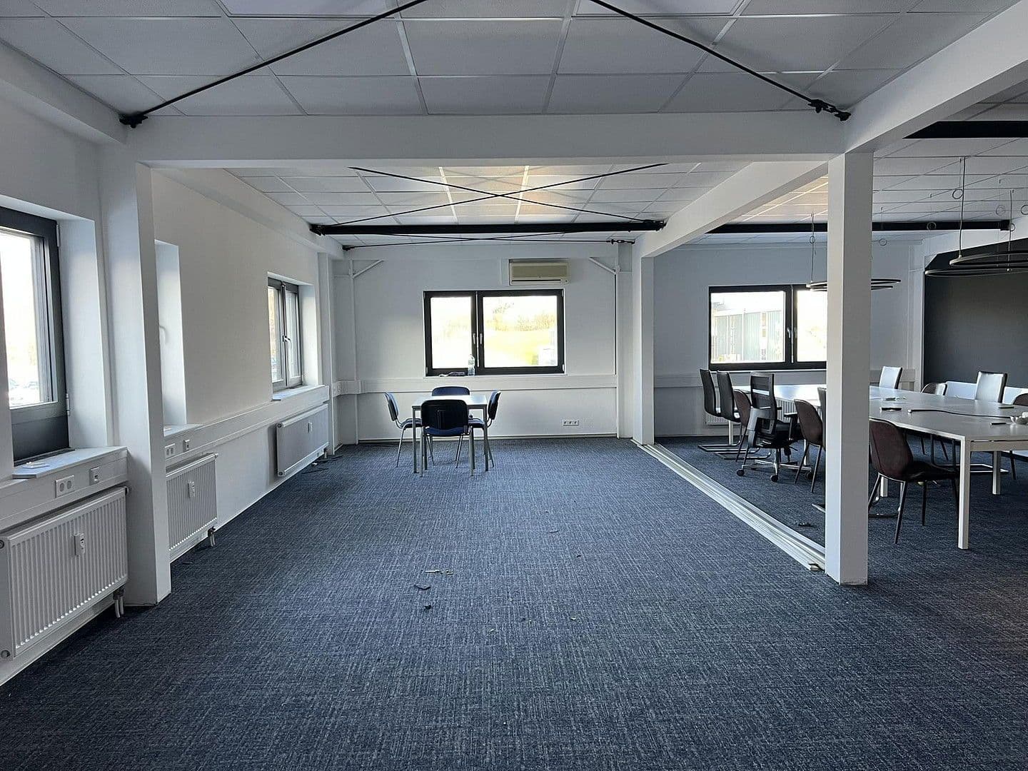 Pronájem kanceláře 95 m², Göppingen, Bádensko-Württembersko Pronájem kanceláře 95 m², Göppingen, Bádensko-Württembersko