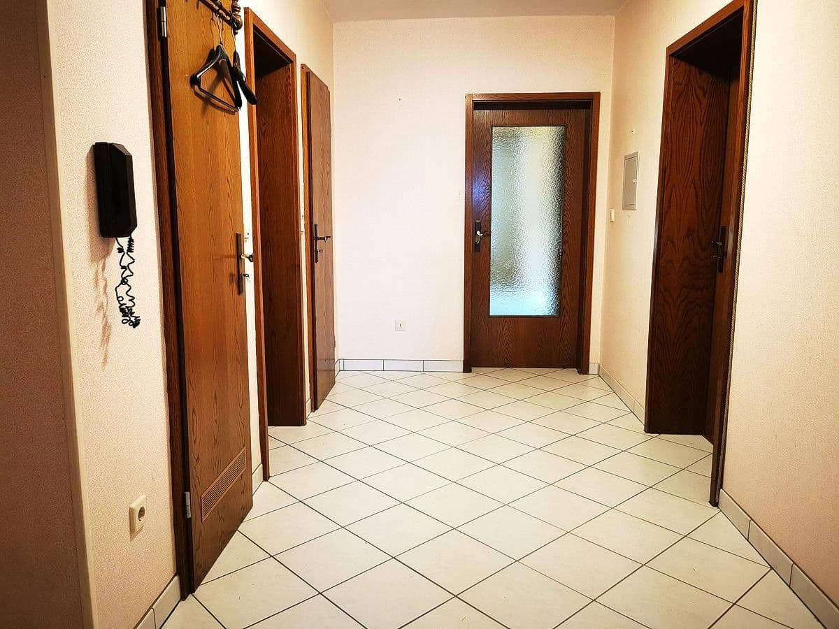 Prodej bytu 4+kk 100 m², Gusterath, Porýní-Falc Prodej bytu 4+kk 100 m², Gusterath, Porýní-Falc