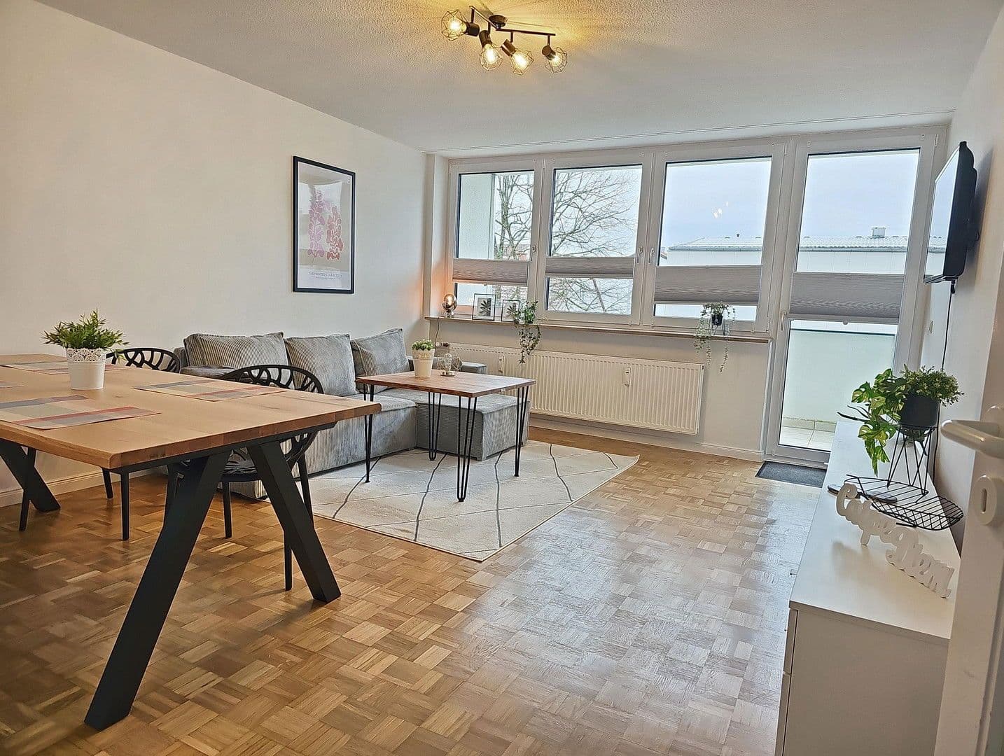 Pronájem bytu 4+1 91 m², Haydnstr. 6, Germering, Bavorsko Pronájem bytu 4+1 91 m², Haydnstr. 6, Germering, Bavorsko