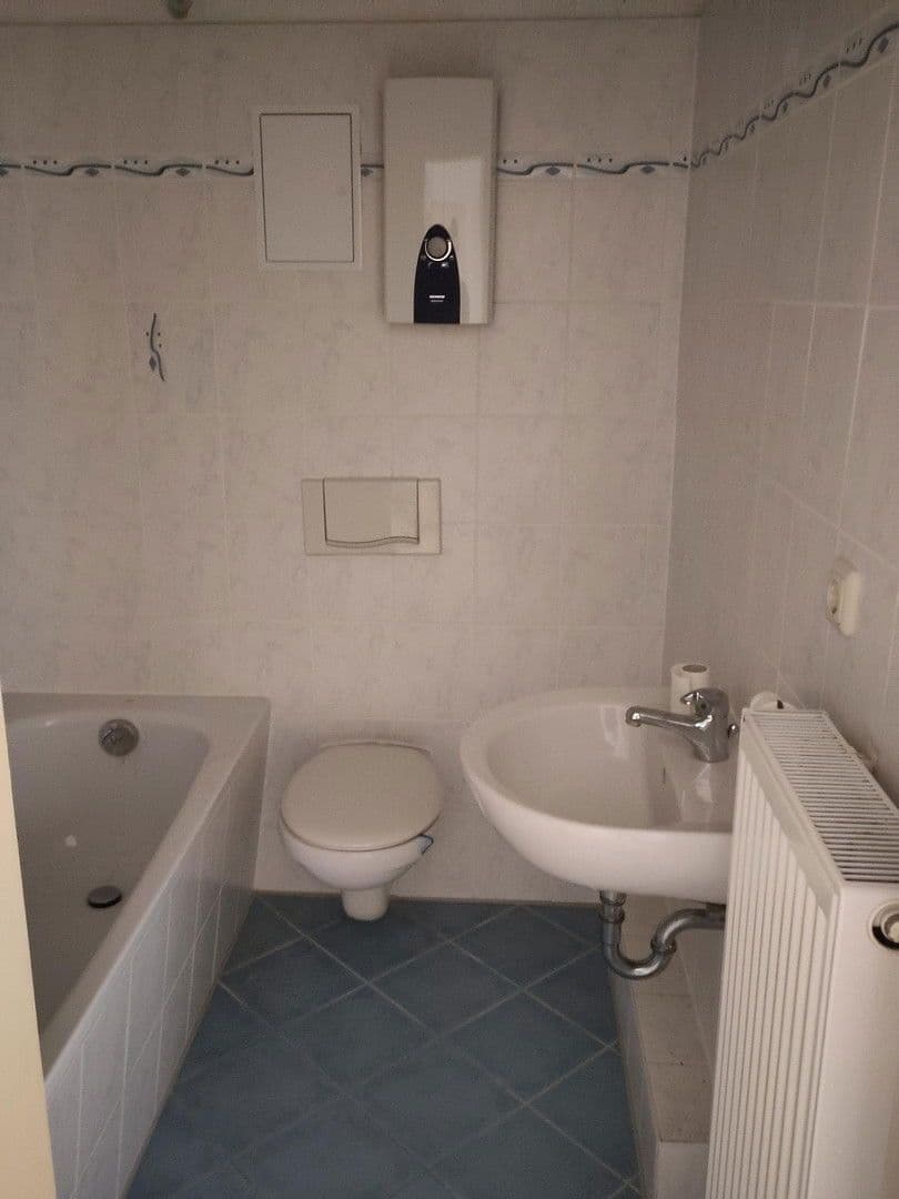 Pronájem bytu 3+1 75 m², Malzhausgasse 6, Grimma, Sasko Pronájem bytu 3+1 75 m², Malzhausgasse 6, Grimma, Sasko