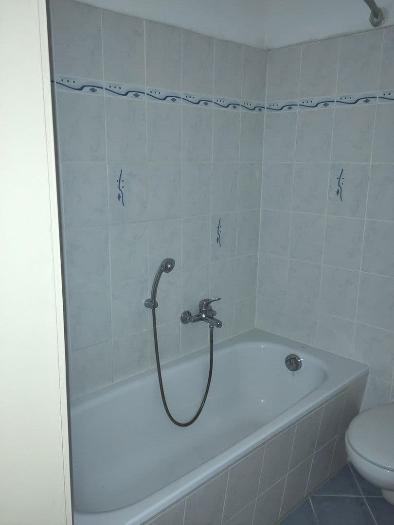 Pronájem bytu 3+1 75 m², Malzhausgasse 6, Grimma, Sasko Pronájem bytu 3+1 75 m², Malzhausgasse 6, Grimma, Sasko