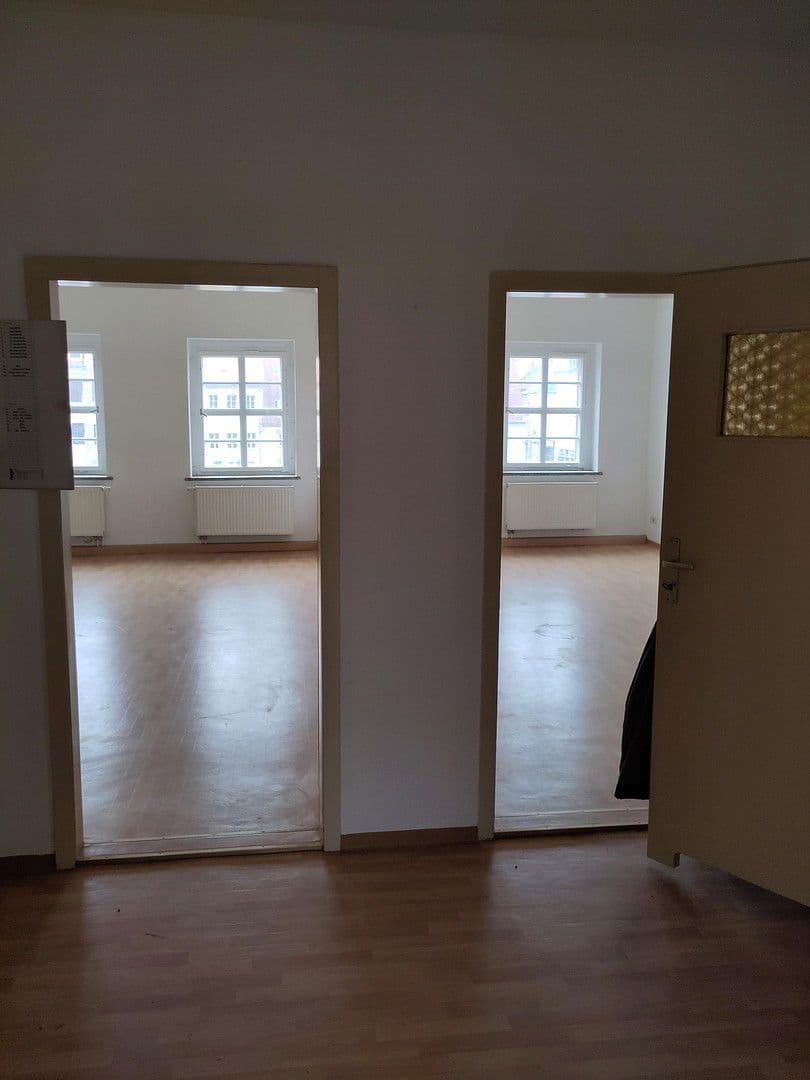 Pronájem bytu 3+1 75 m², Malzhausgasse 6, Grimma, Sasko Pronájem bytu 3+1 75 m², Malzhausgasse 6, Grimma, Sasko