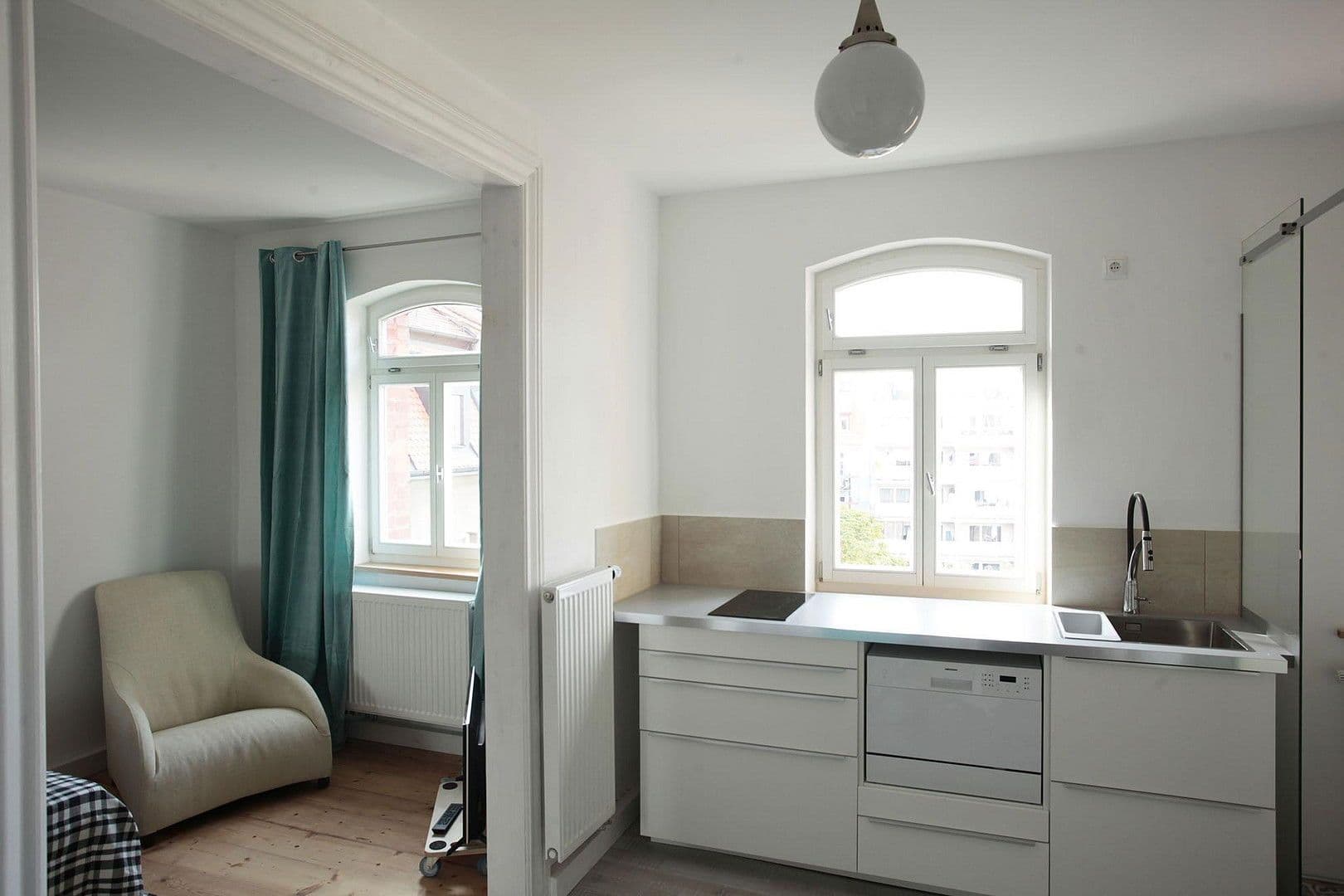 Pronájem bytu 1+1 28 m², Schwabacher Str.84, Nürnberg, Bavorsko Pronájem bytu 1+1 28 m², Schwabacher Str.84, Nürnberg, Bavorsko